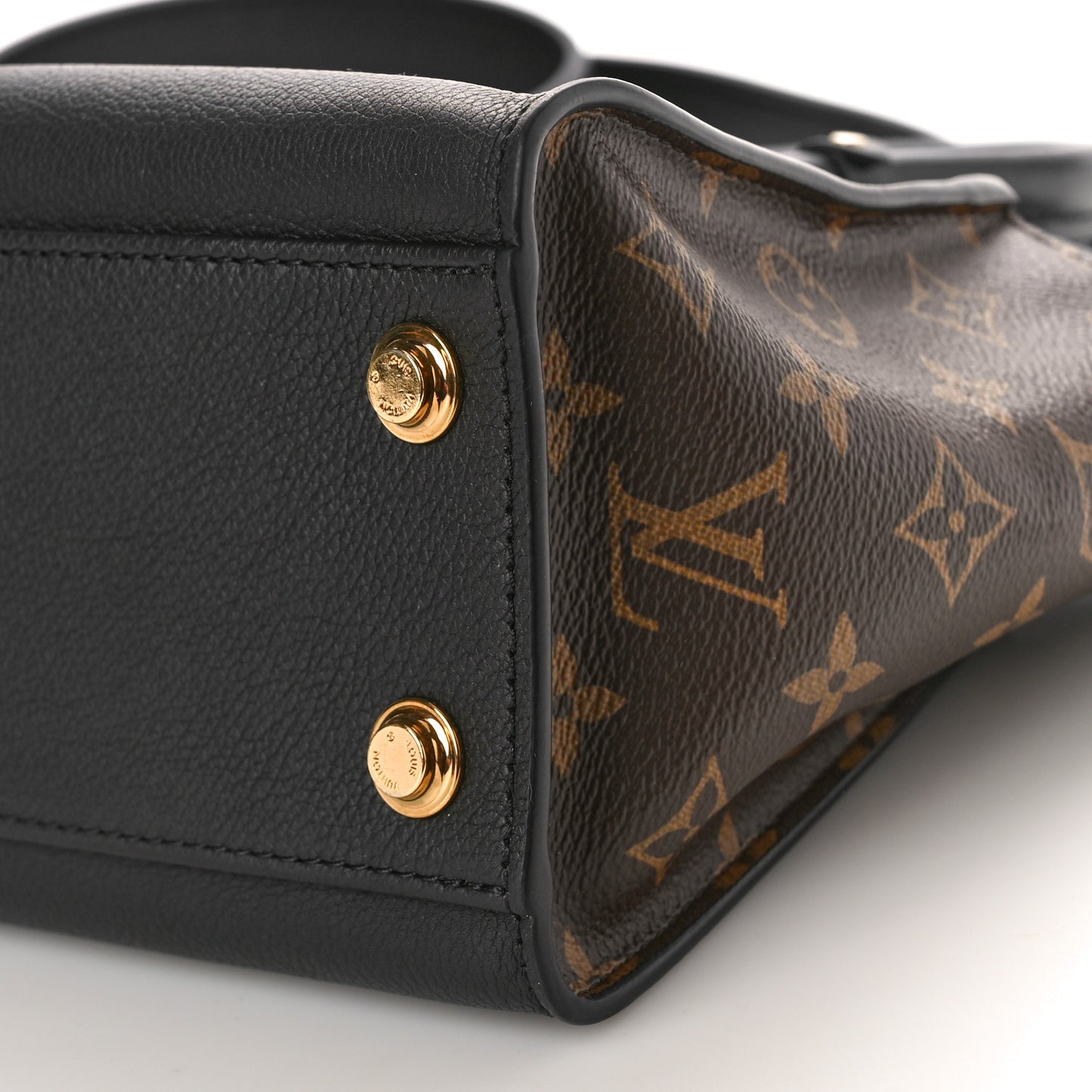 Calfskin Monogram On My Side PM Black