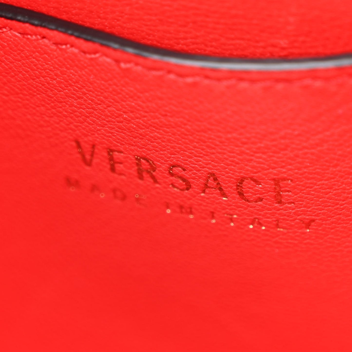 Vitello Virtus Camera Bag Red