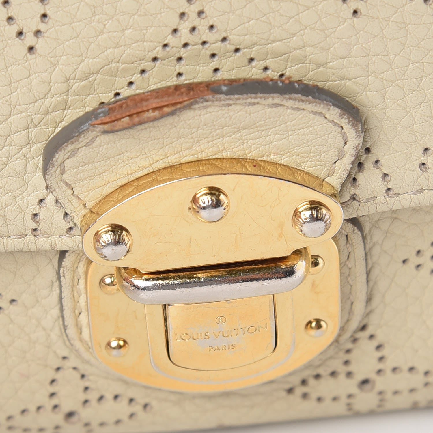 Louis Vuitton Mahina Amelia Wallet Ivory 16 of 16