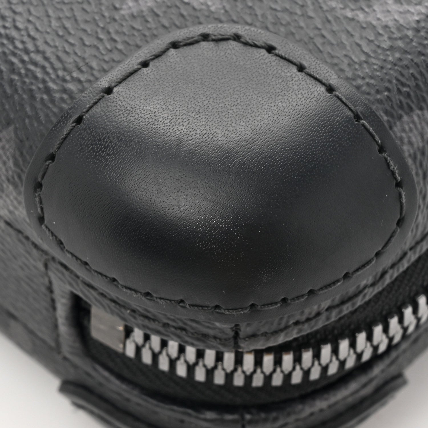 Louis Vuitton Monogram Eclipse Horizon Clutch 13 of 13