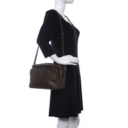 Louis Vuitton Monogram Nil 28 2 of 10