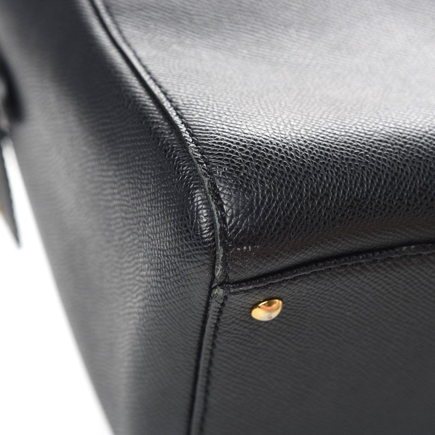 Caviar Shoulder Bag Black