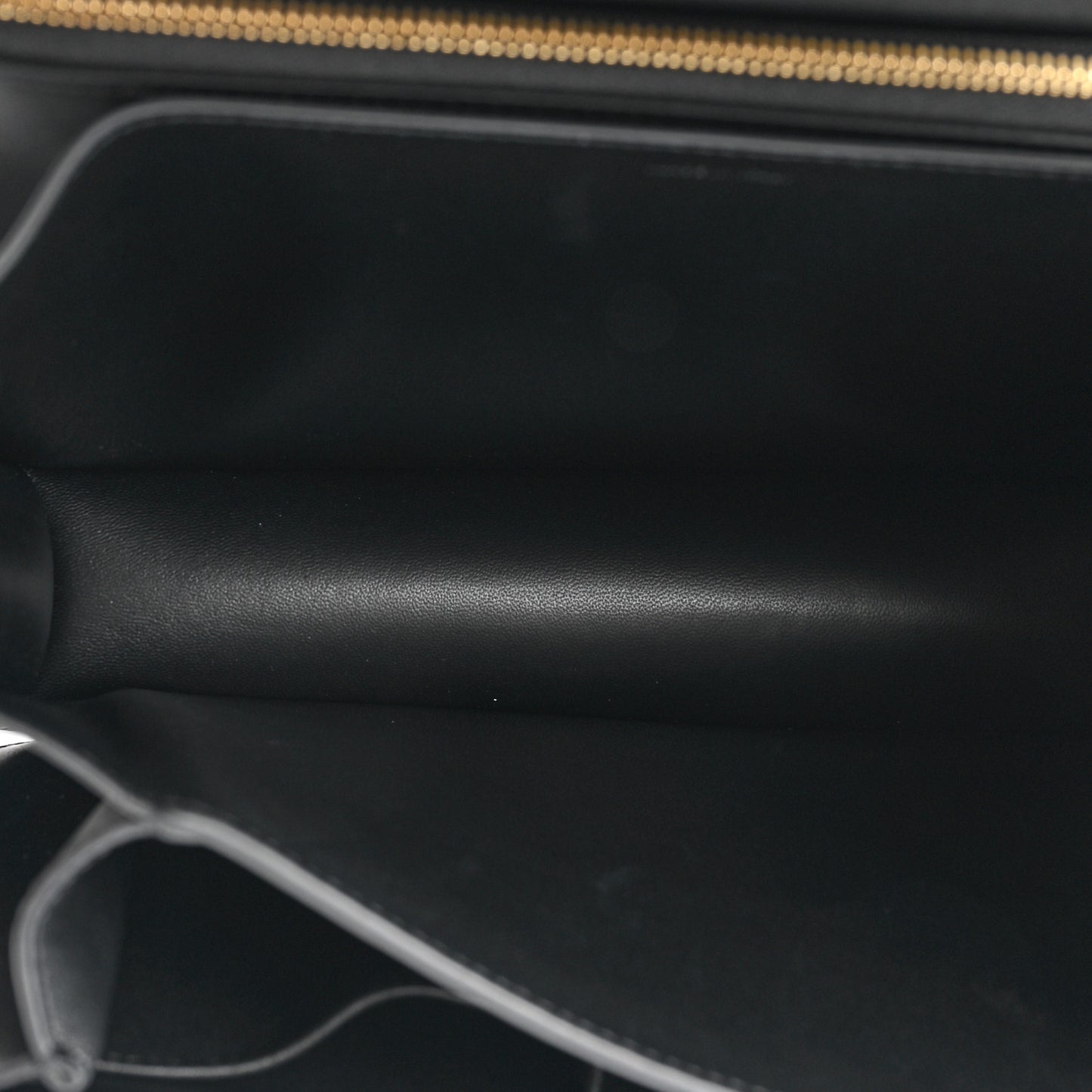 Box Calfskin Medium Classic Box Flap Bag Black