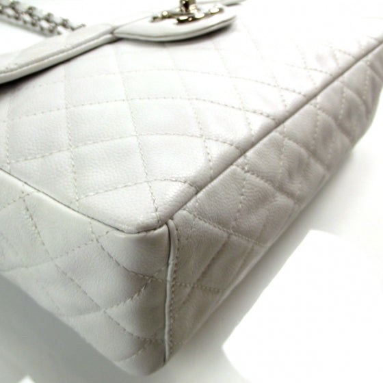 Caviar Jumbo Flap White