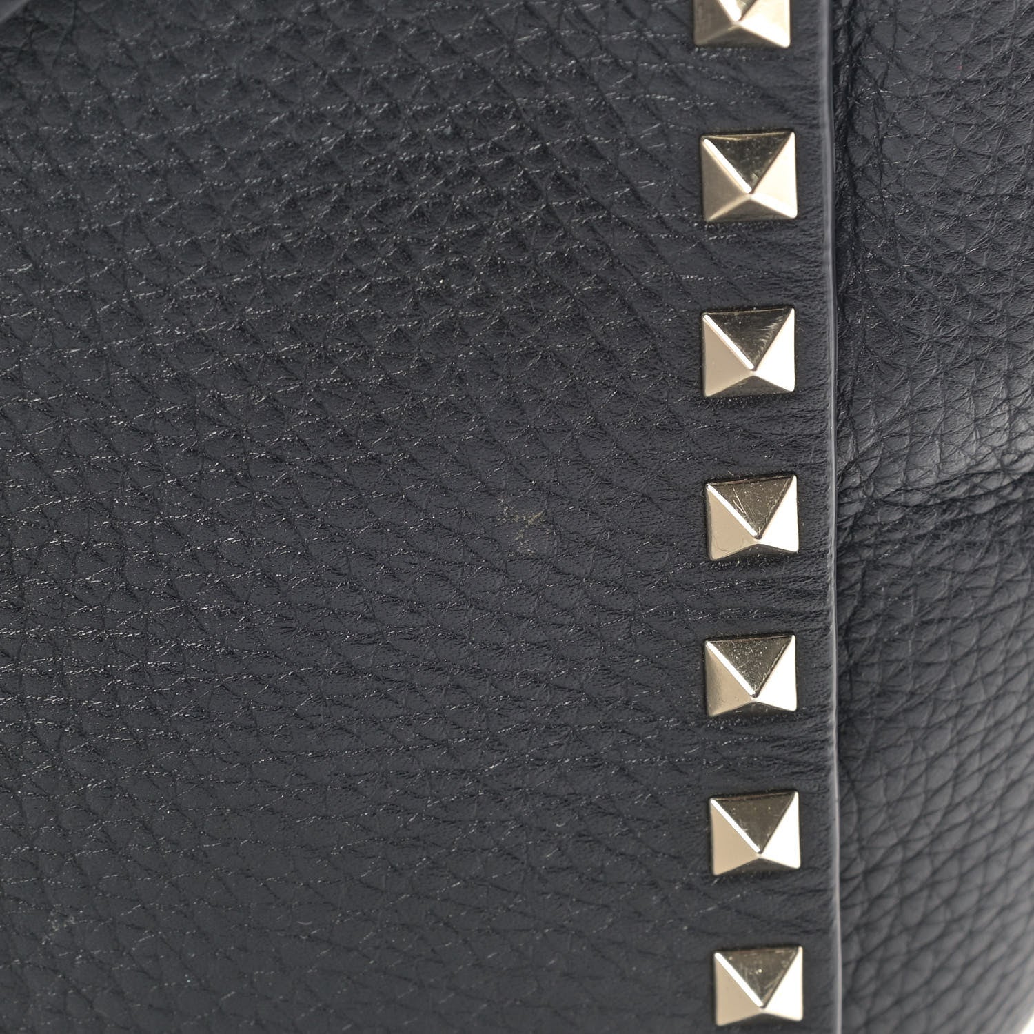 Valentino Garavani Grainy Calfskin Rockstud Single Handle Flap Bag Black 10 of 10