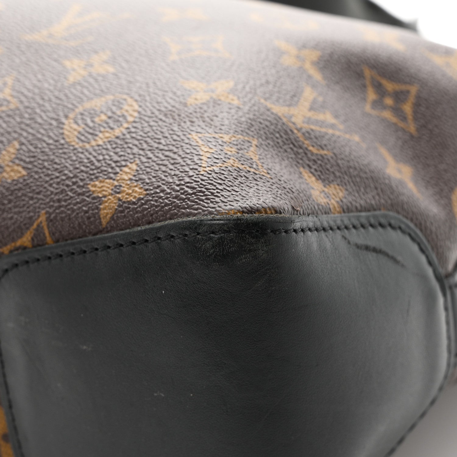 Louis Vuitton Monogram Macassar Torres Messenger 11 of 11