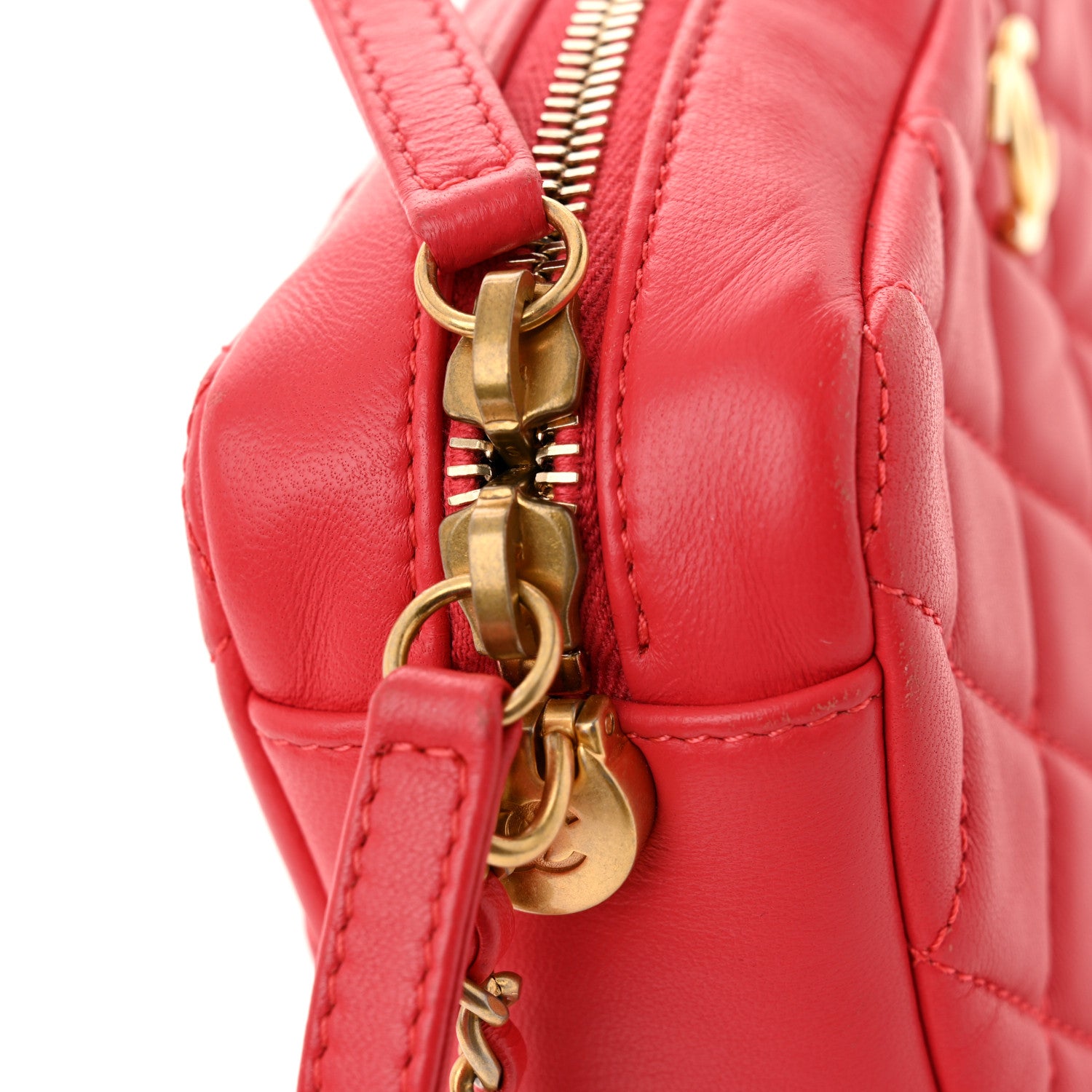 Chanel Lambskin Quilted CC Pearl Crush Camera Case Red 12 of 14