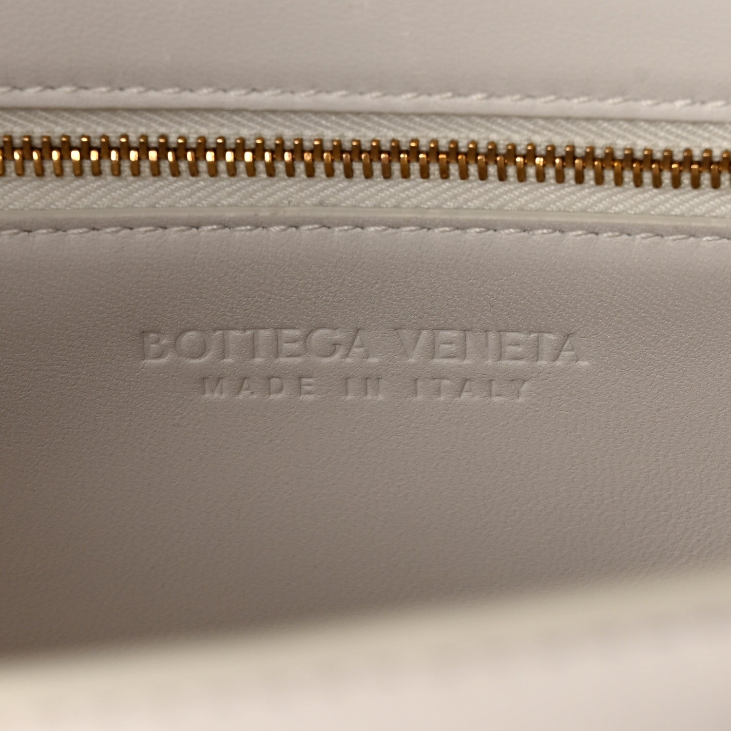 Bottega Veneta Nappa Intreccio Padded Top Handle Shoulder Bag White 11 of 30