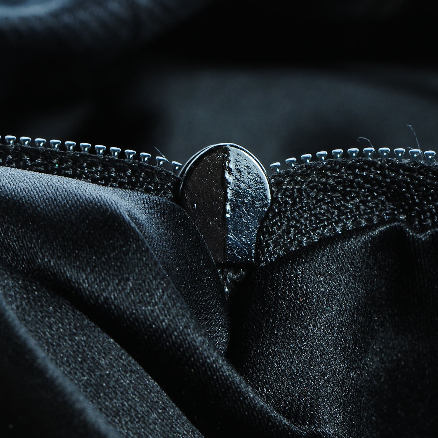 Saint Laurent Canvas Kahala Sac Black 10 of 10