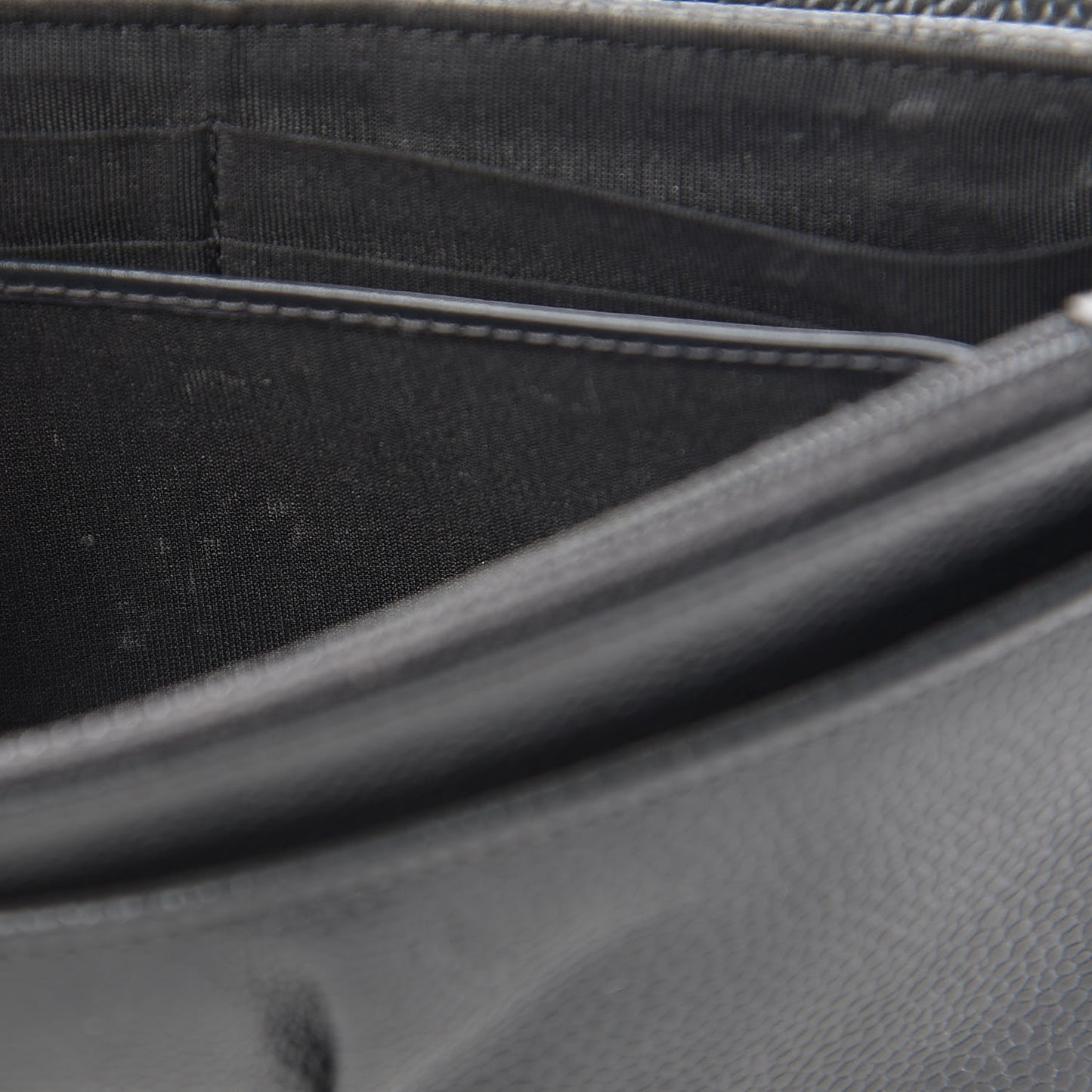 Caviar Half Moon Wallet On Chain WOC Grey