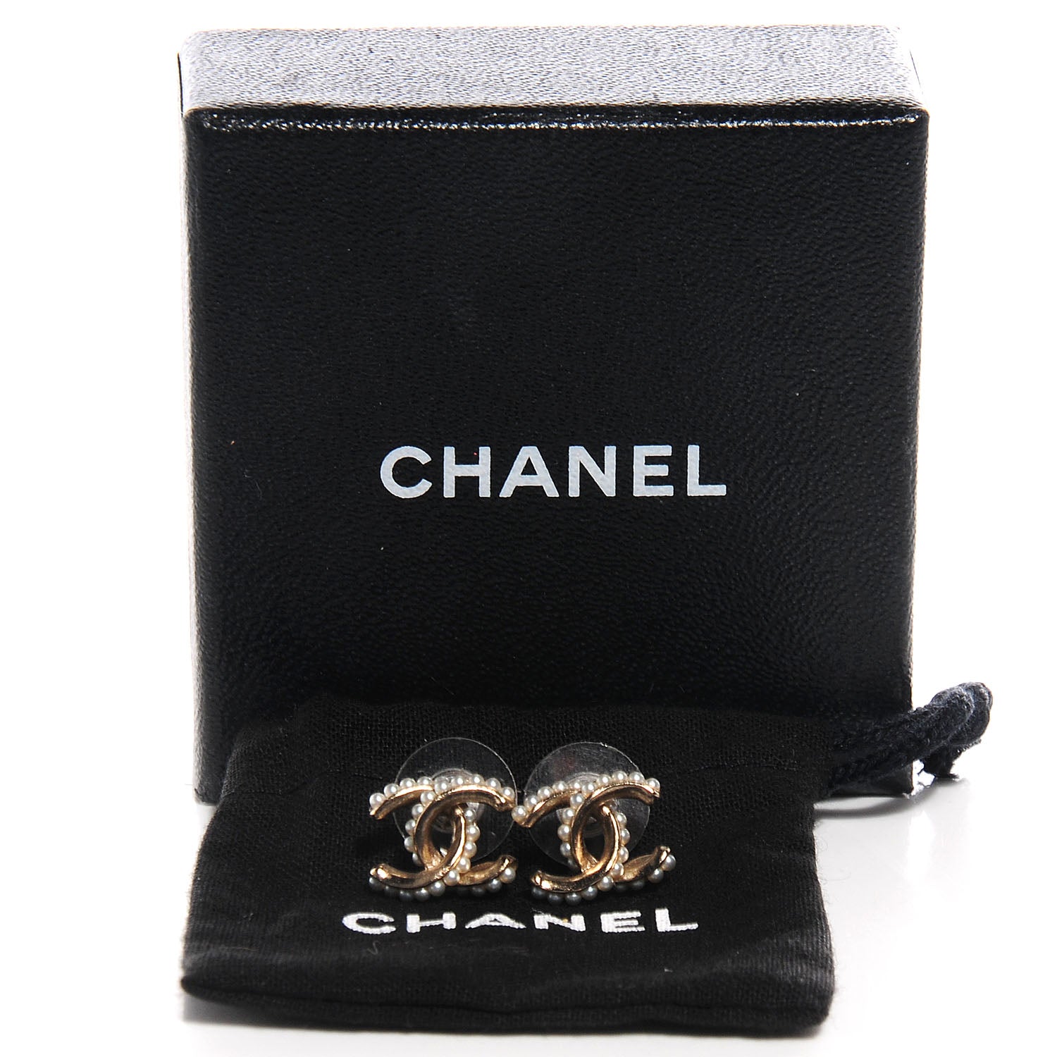 Chanel Pearl CC Earrings Light Gold 3 of 5