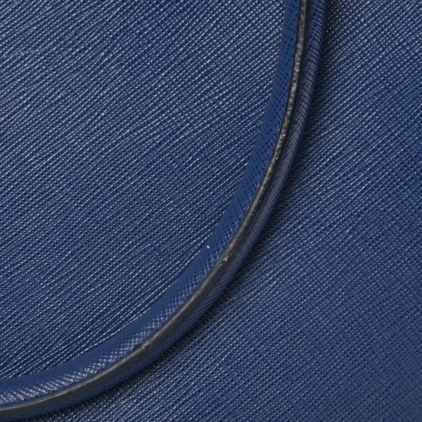 Saffiano Lux Medium Tote Bluette
