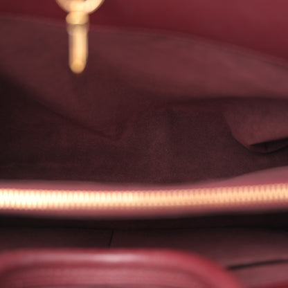 Louis Vuitton Monogram Venus Raisin 5 of 11