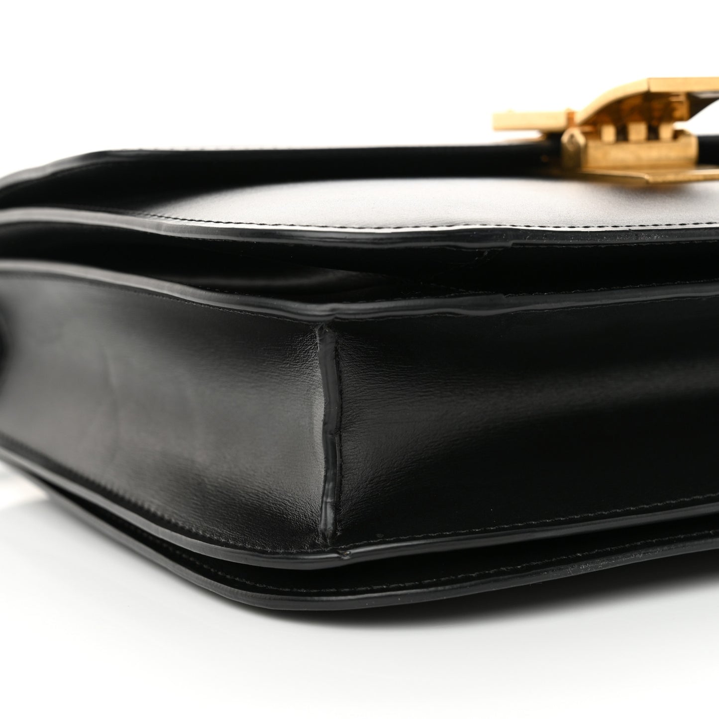 Box Calfskin Medium Classic Box Flap Bag Black