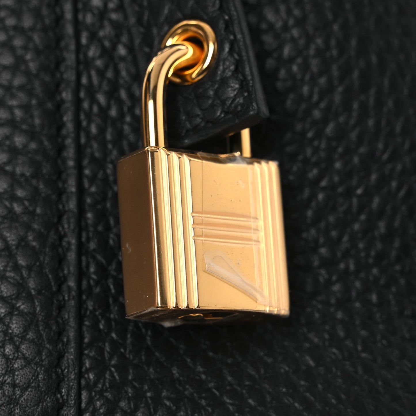 Taurillon Clemence Picotin Lock 18 PM Black