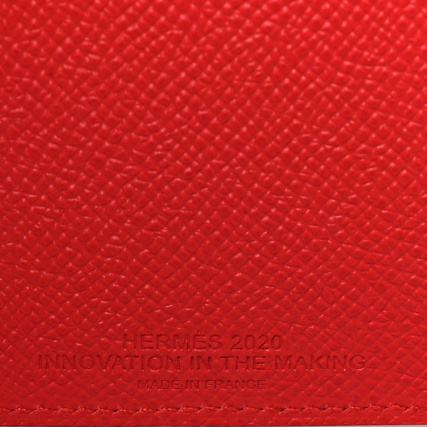 Epsom Tarmac PM Passport Holder Rouge Tomate