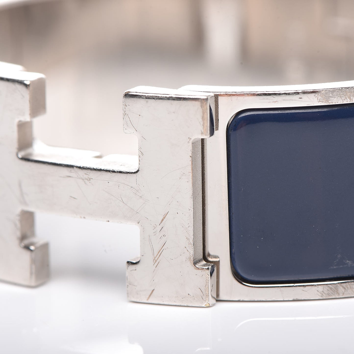 Enamel Wide Clic Clac H Bracelet PM Indigo