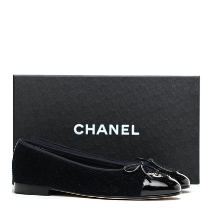 Chanel Corduroy Patent Cap Toe CC Ballerina Flats 36.5 Navy Black 9 of 9
