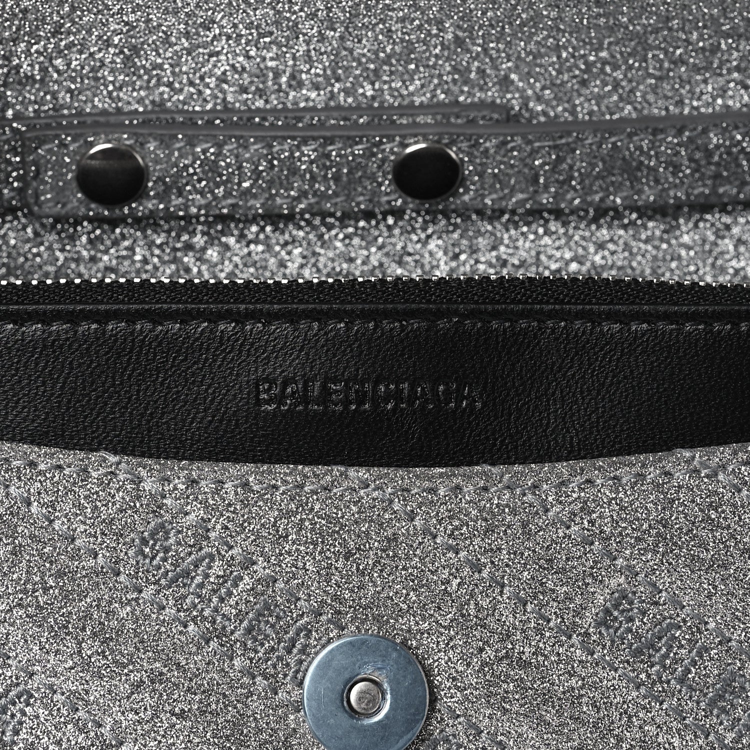 Balenciaga Glitter Logo Matelasse BB Wallet On Chain Silver 6 of 9