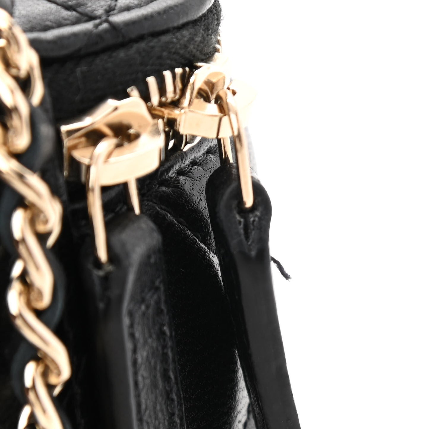 Lambskin Quilted Small Top Handle Vanity Case With Chain Black