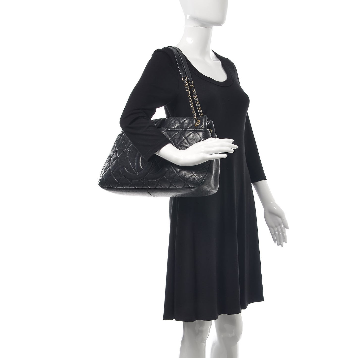Caviar Quilted Timeless CC Soft Tote Black