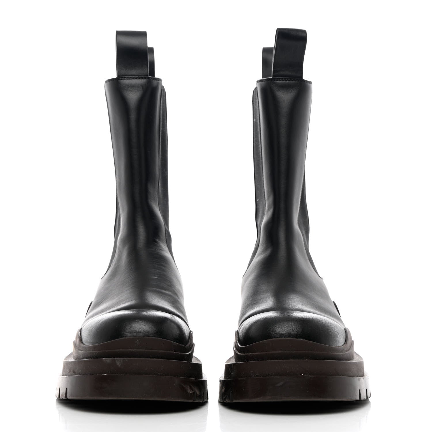 Bottega Veneta Calfskin Mens The Tire Chelsea Boots 42 Black Camping 2 of 19