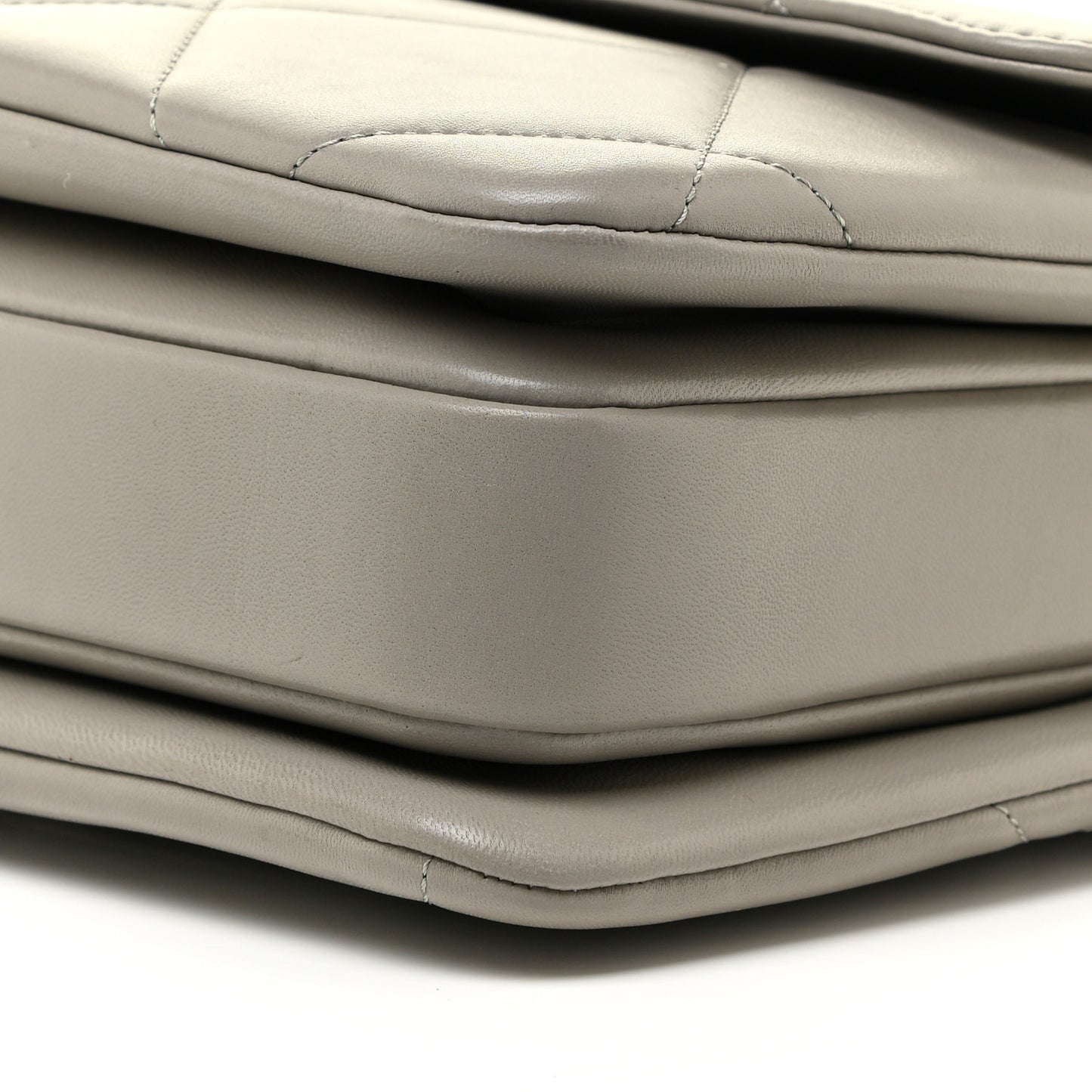 Lambskin Quilted Medium Trendy CC Flap Dual Handle Bag Grey
