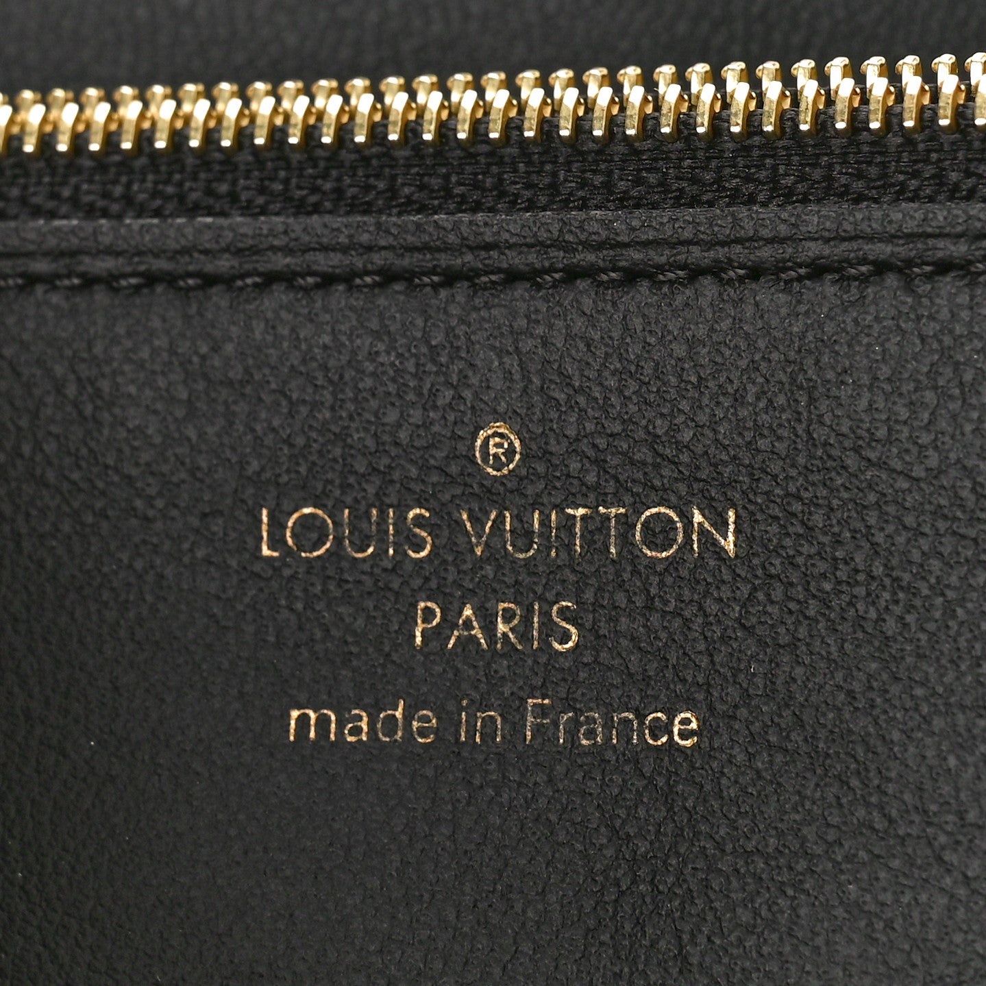 Taurillon Embellished Capucines Long Wallet Black