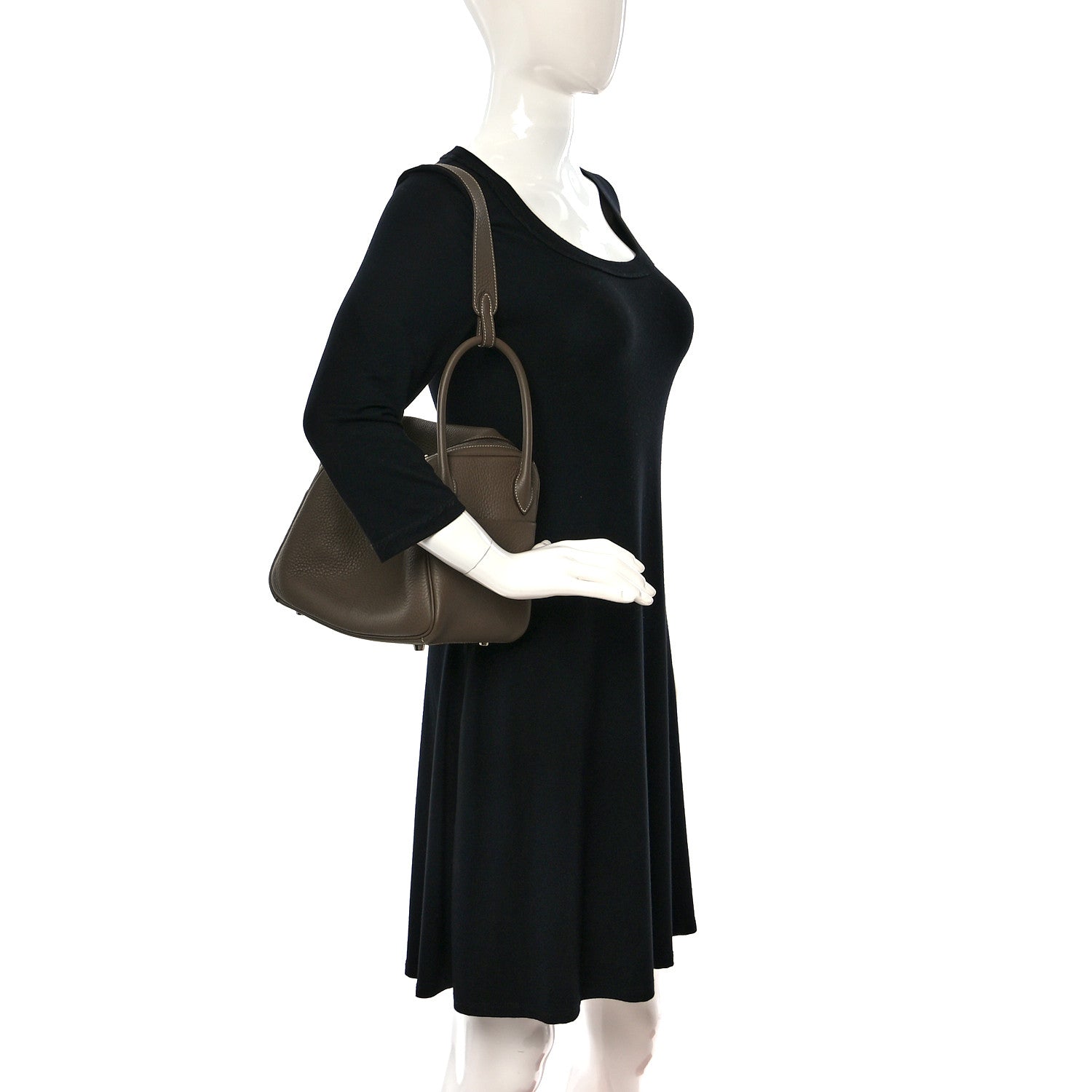Hermes Taurillon Clemence Lindy 26 Etoupe 2 of 9