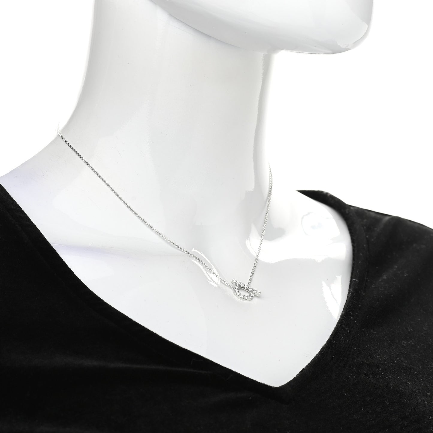 18K White Gold Diamond Finesse Pendant Necklace