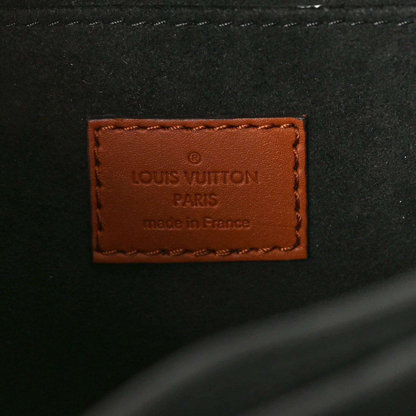 Reverse Monogram Dauphine MM