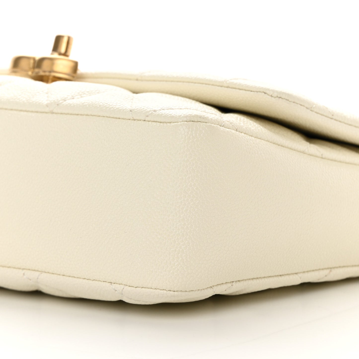 Shiny Caviar Quilted Large Chain Melody Flap White
