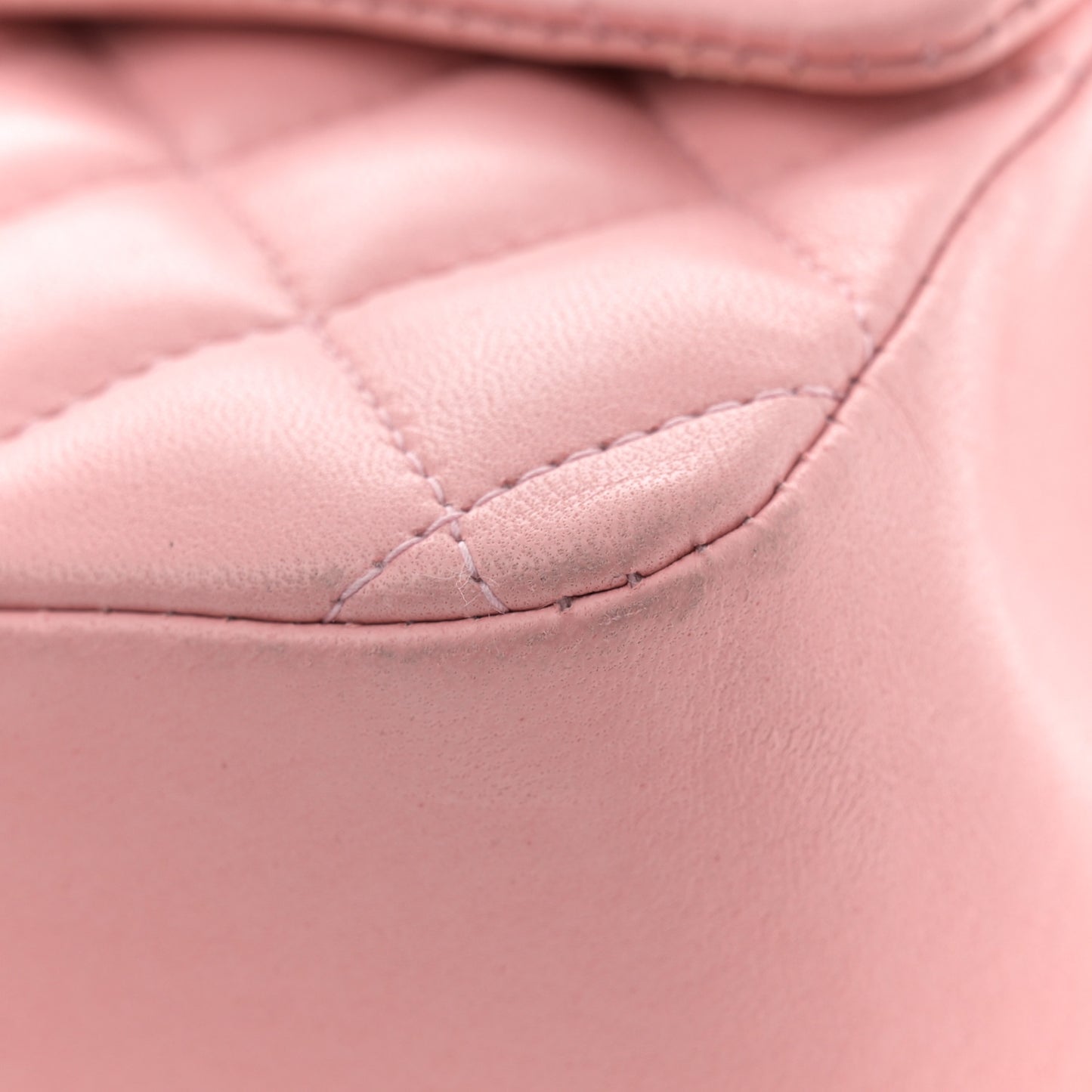 Lambskin Medium Heart Valentine Flap Pink