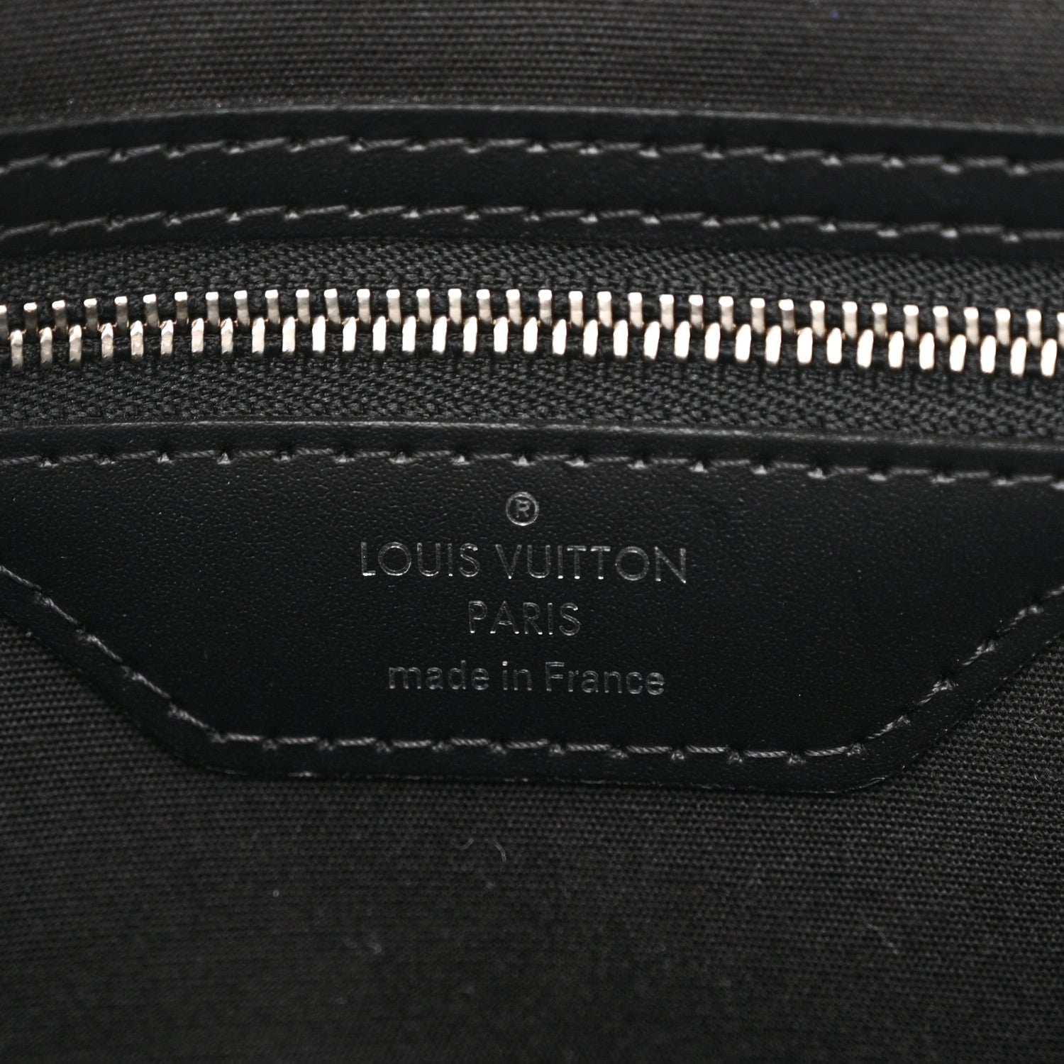 Louis Vuitton Epi Brea MM Black 6 of 13
