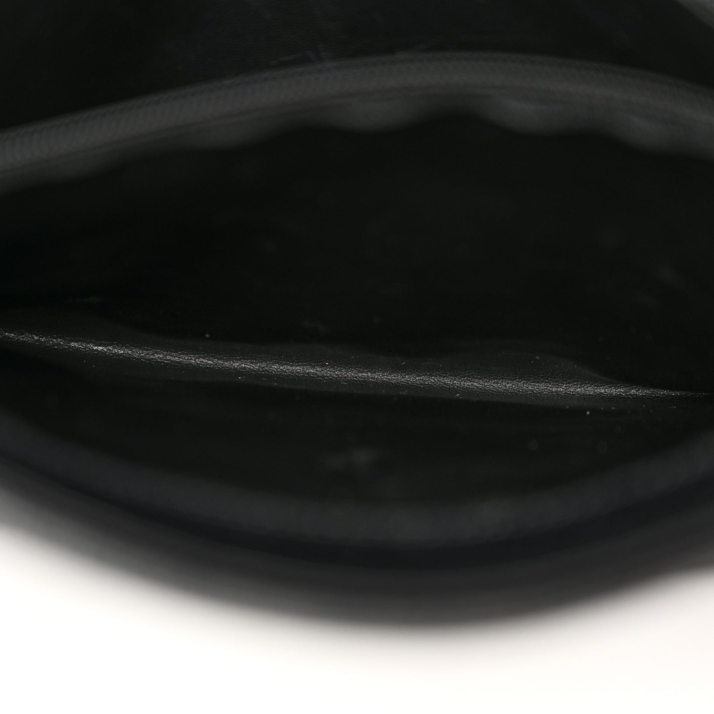 Caviar CC Tote Black