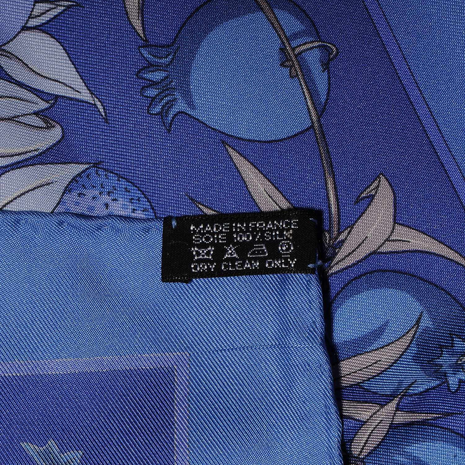 Hermes Silk Jardins d'Eden Pocket Square Scarf 4 of 4