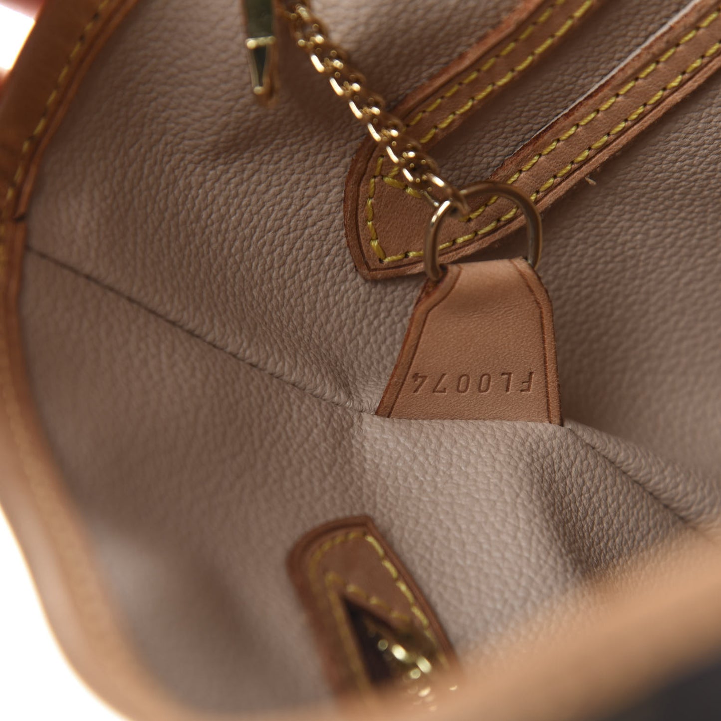 Monogram Petit Bucket 23