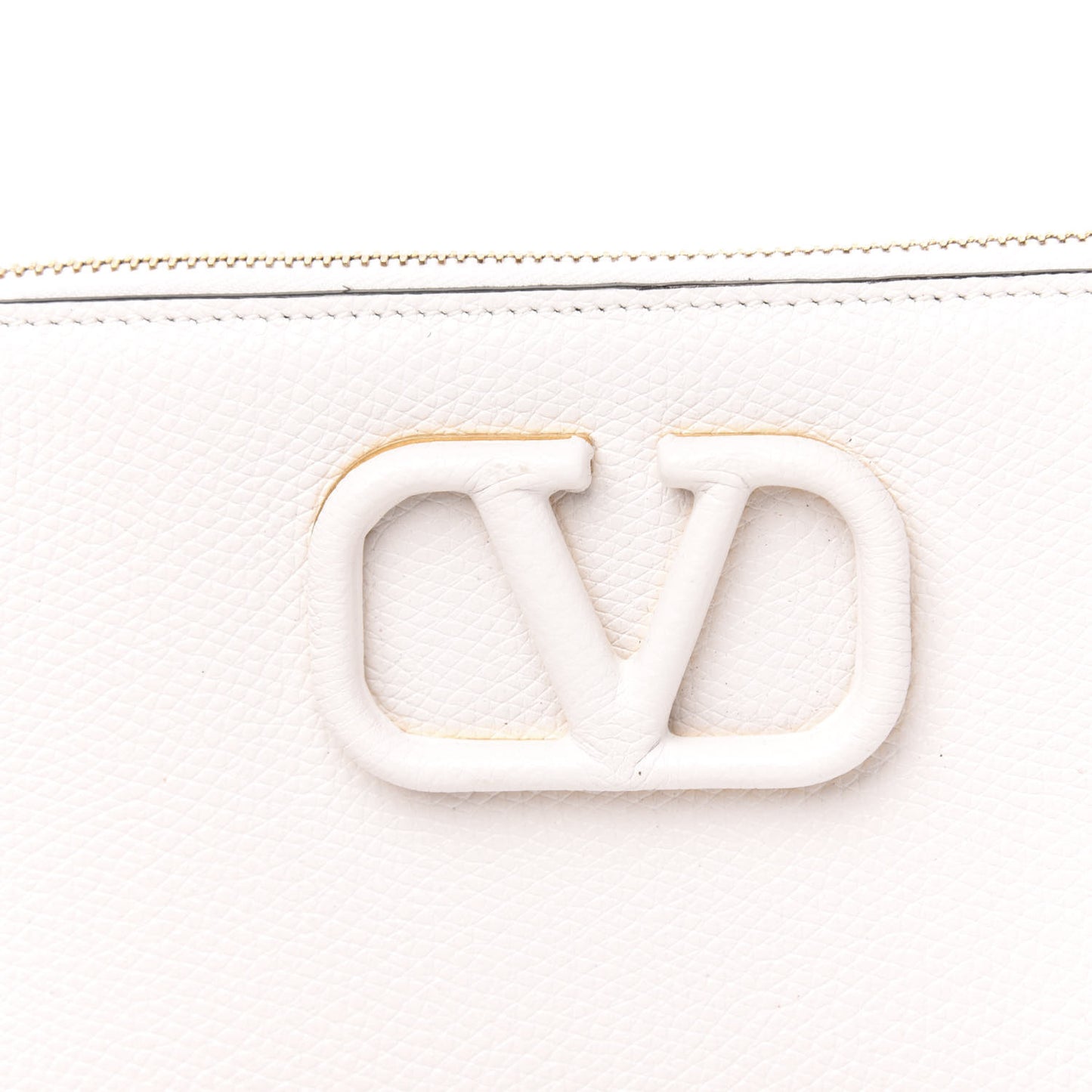 Grainy Calfskin VSling Pouch With Strap Optic White