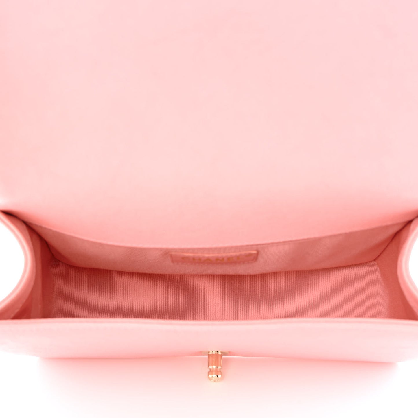 Caviar Quilted Medium Boy Flap Pink