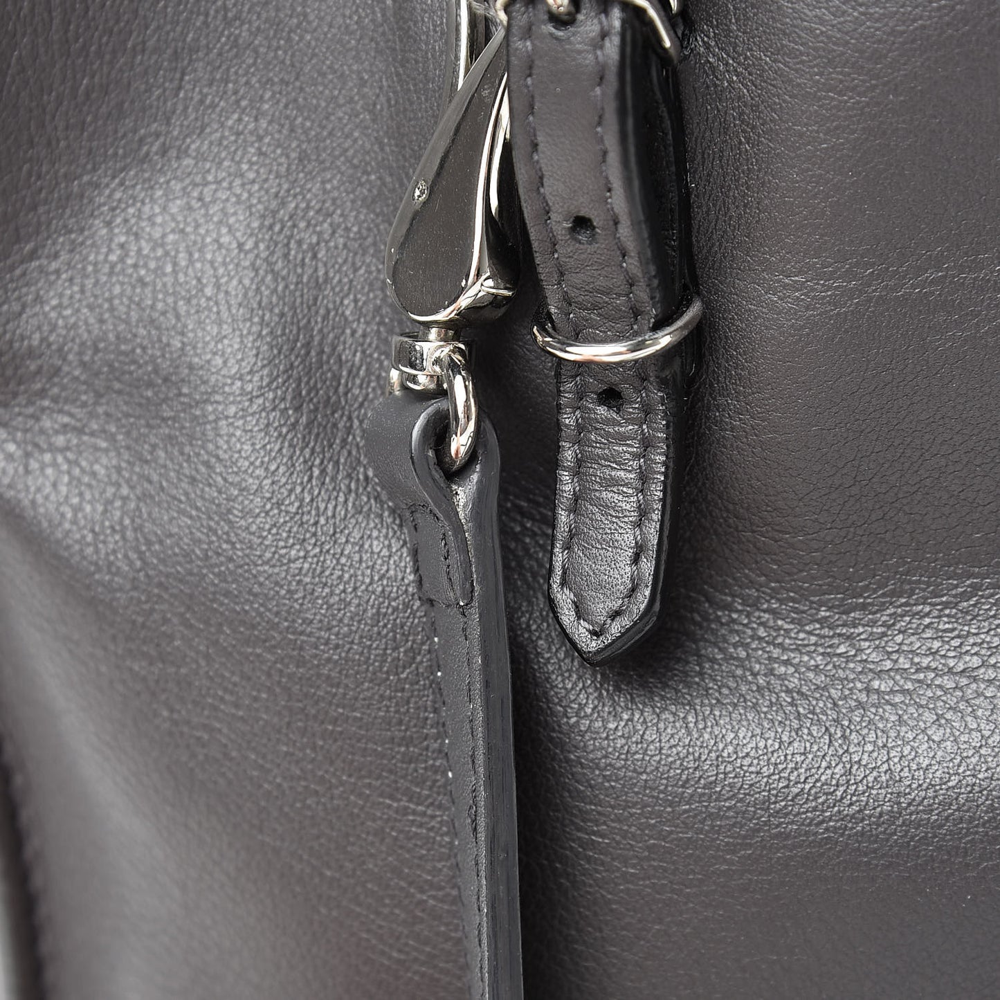 Veau Papier A6 Zip Around Tote Gris Fossile
