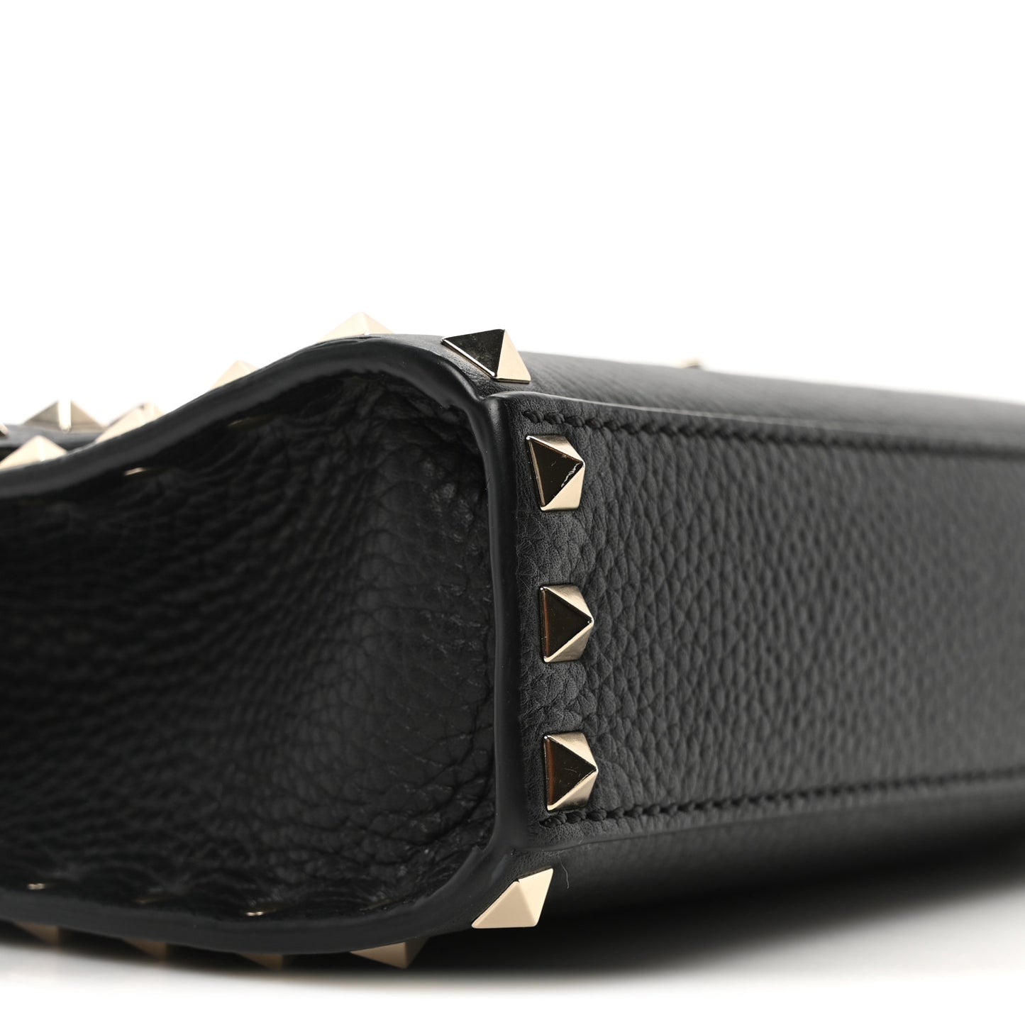 Pebbled Calfskin Medium Rockstud Flip Lock Crossbody Bag Black