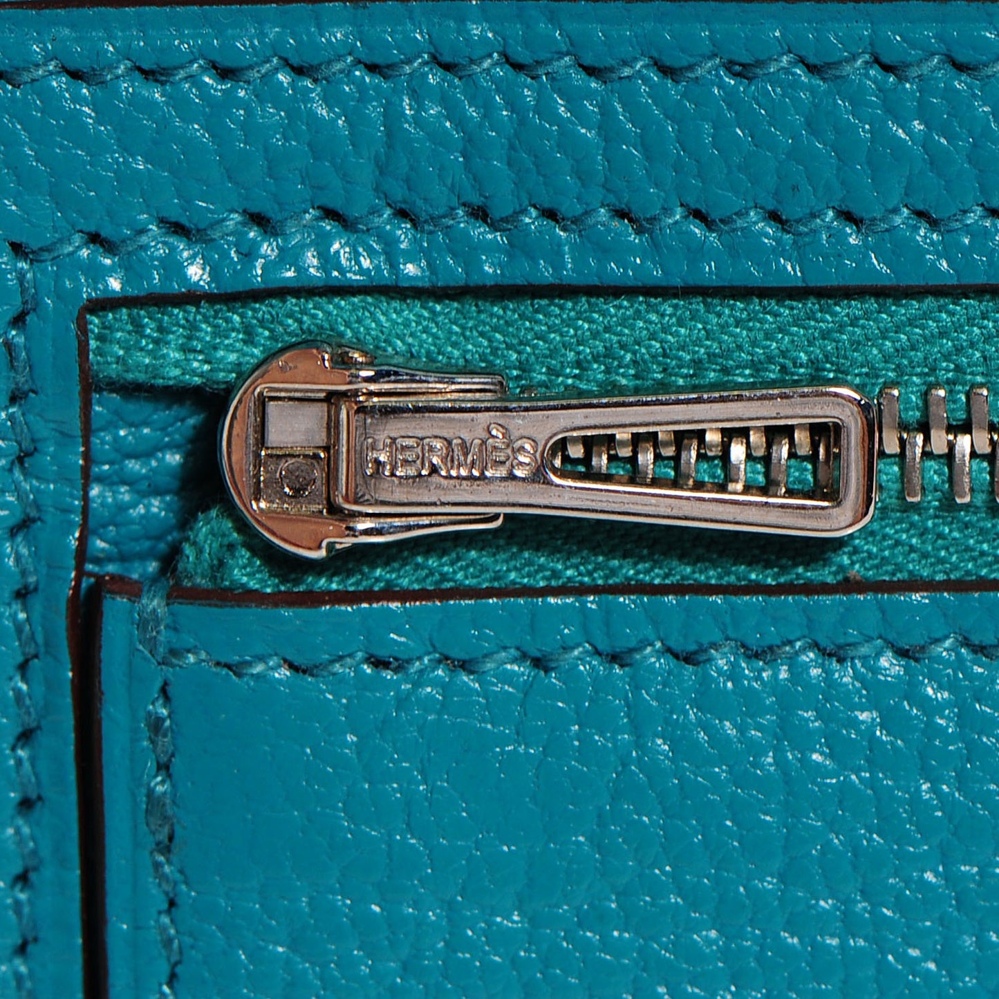 Chevre Mysore Bearn Wallet Bleu Paon