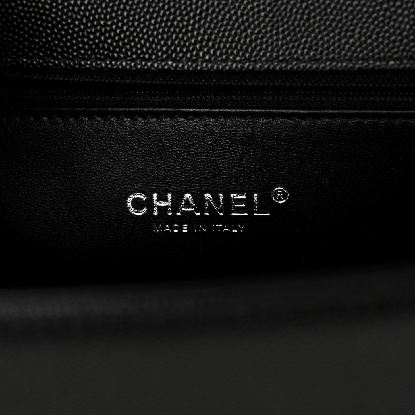 Caviar Quilted New Medium Boy Flap Black