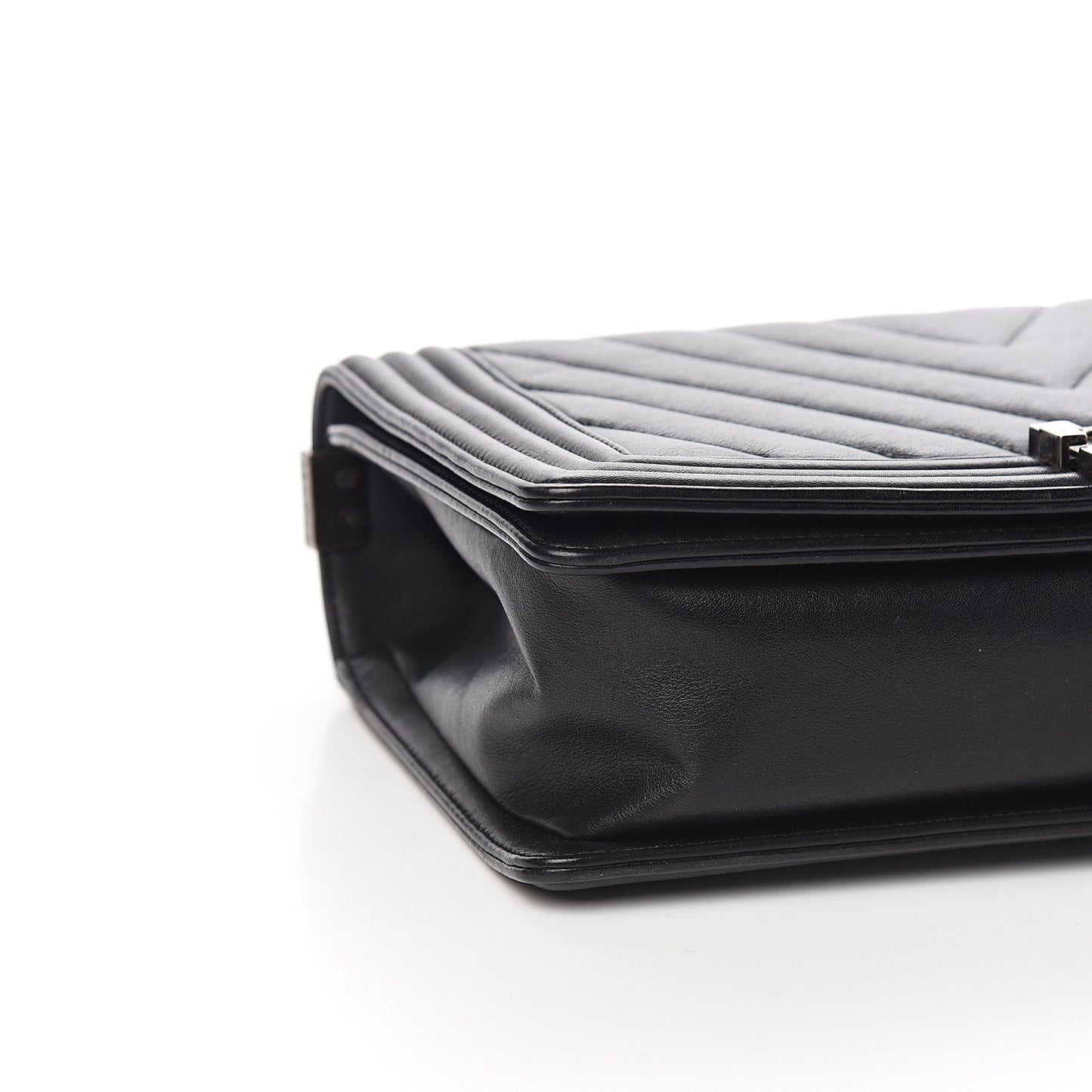 Calfskin Chevron Quilted New Medium Boy Flap Black
