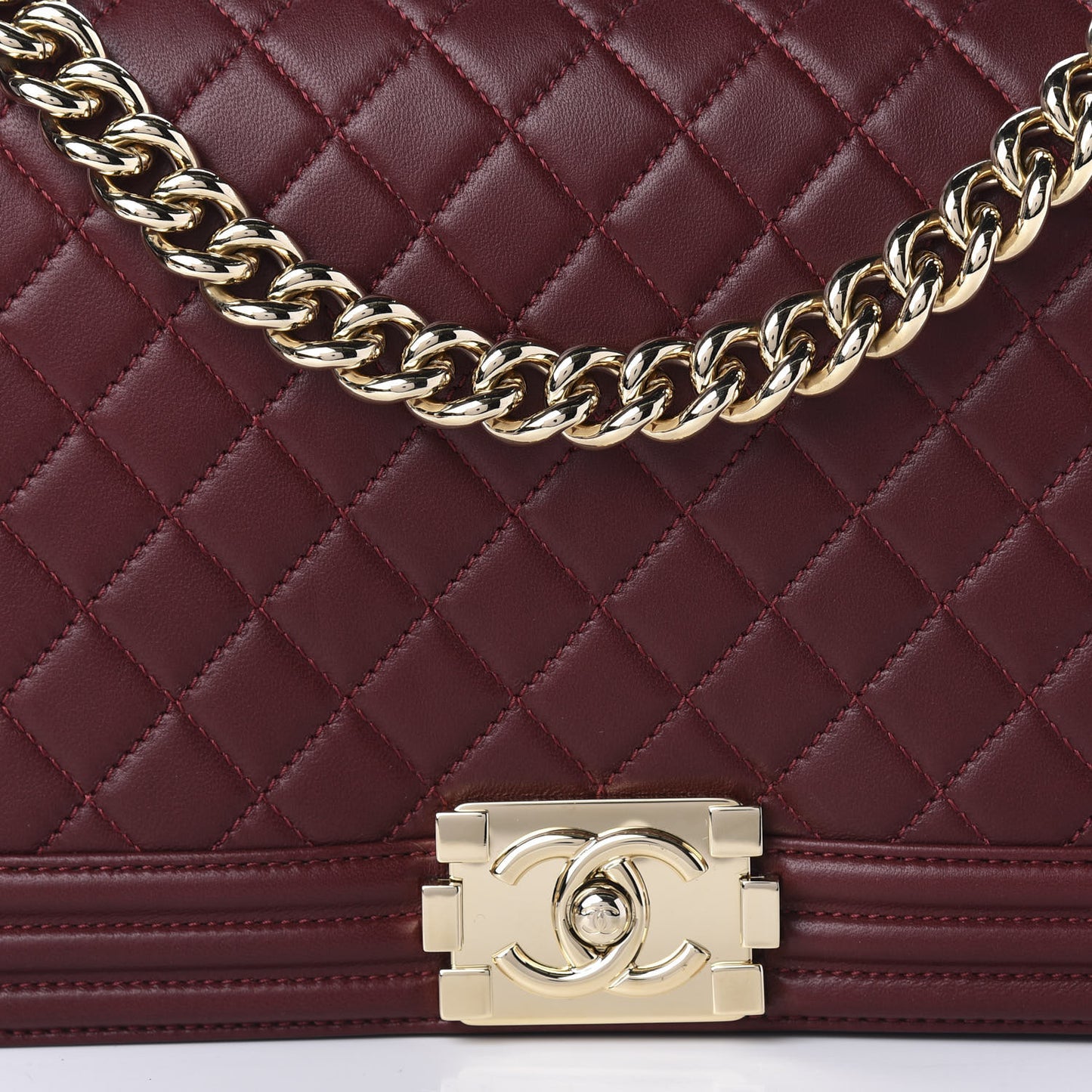 Lambskin Quilted New Medium Boy Flap Red