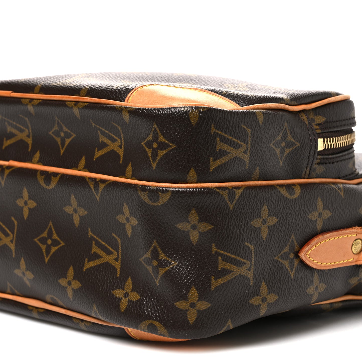 Monogram Nil 28