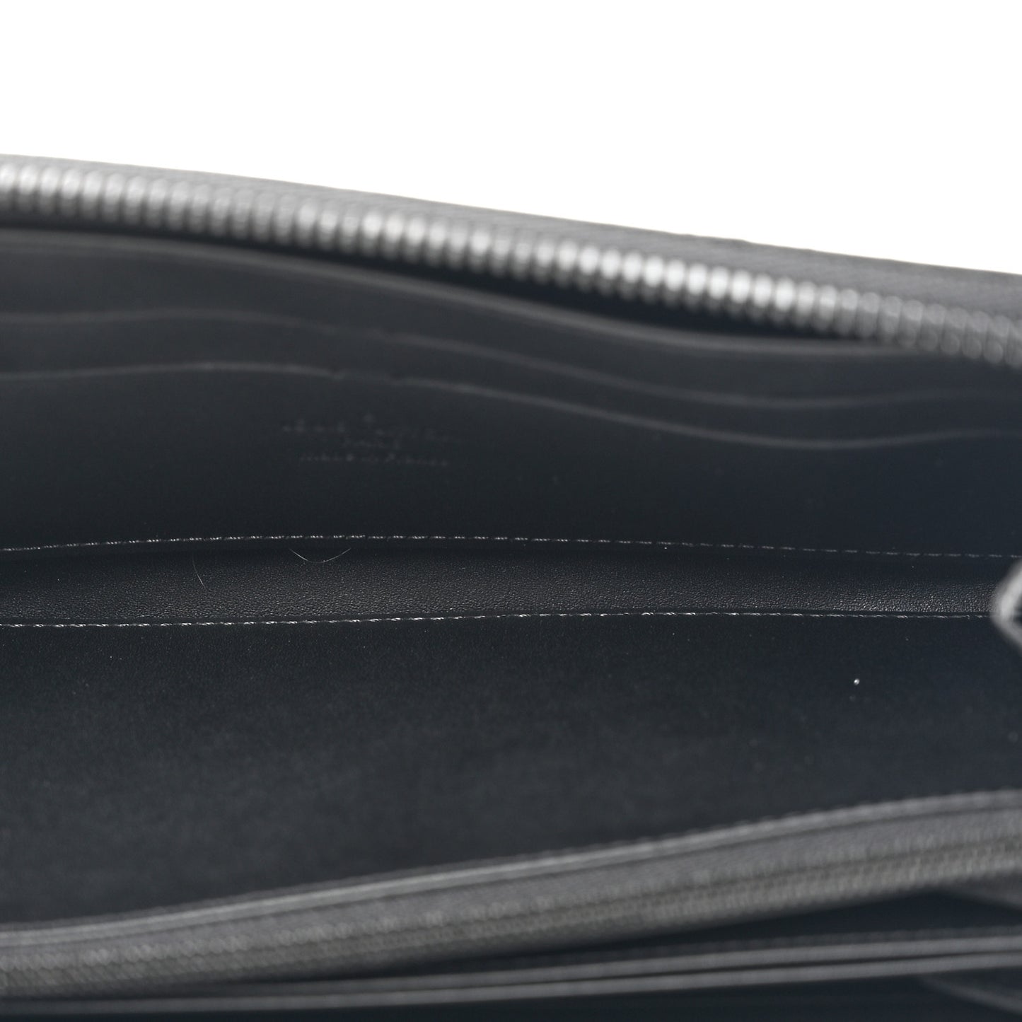 Vernis Zippy Wallet Noir Magnetique