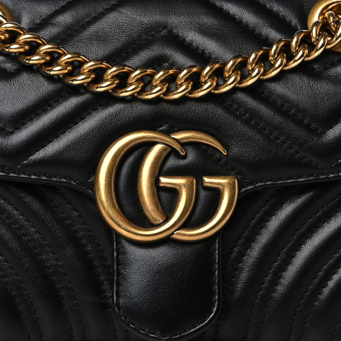 Calfskin Matelasse Mini GG Marmont Shoulder Bag Black