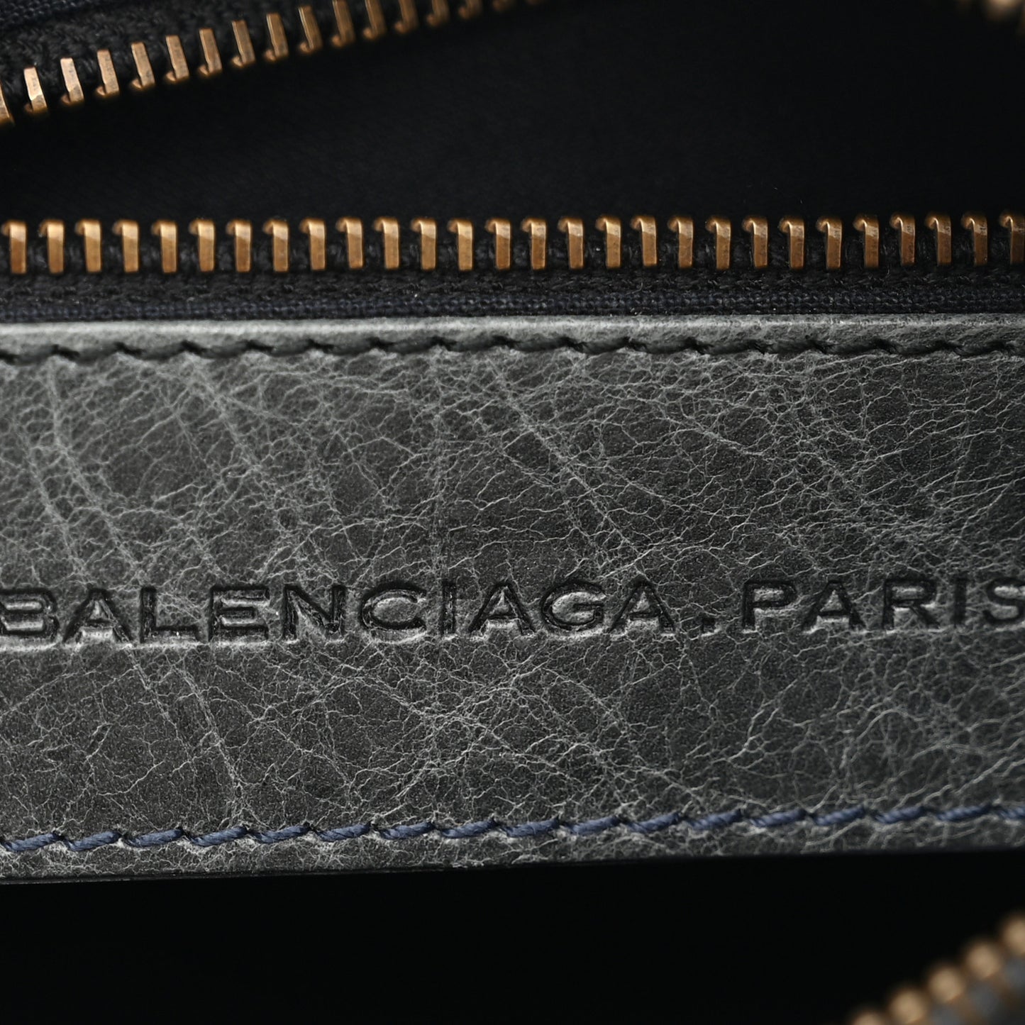 Agneau Classic Hardware Shoulder Bag Black