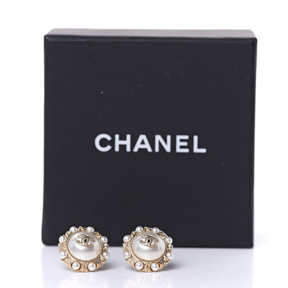 Chanel Pearl CC Earrings Gold 5 of 5